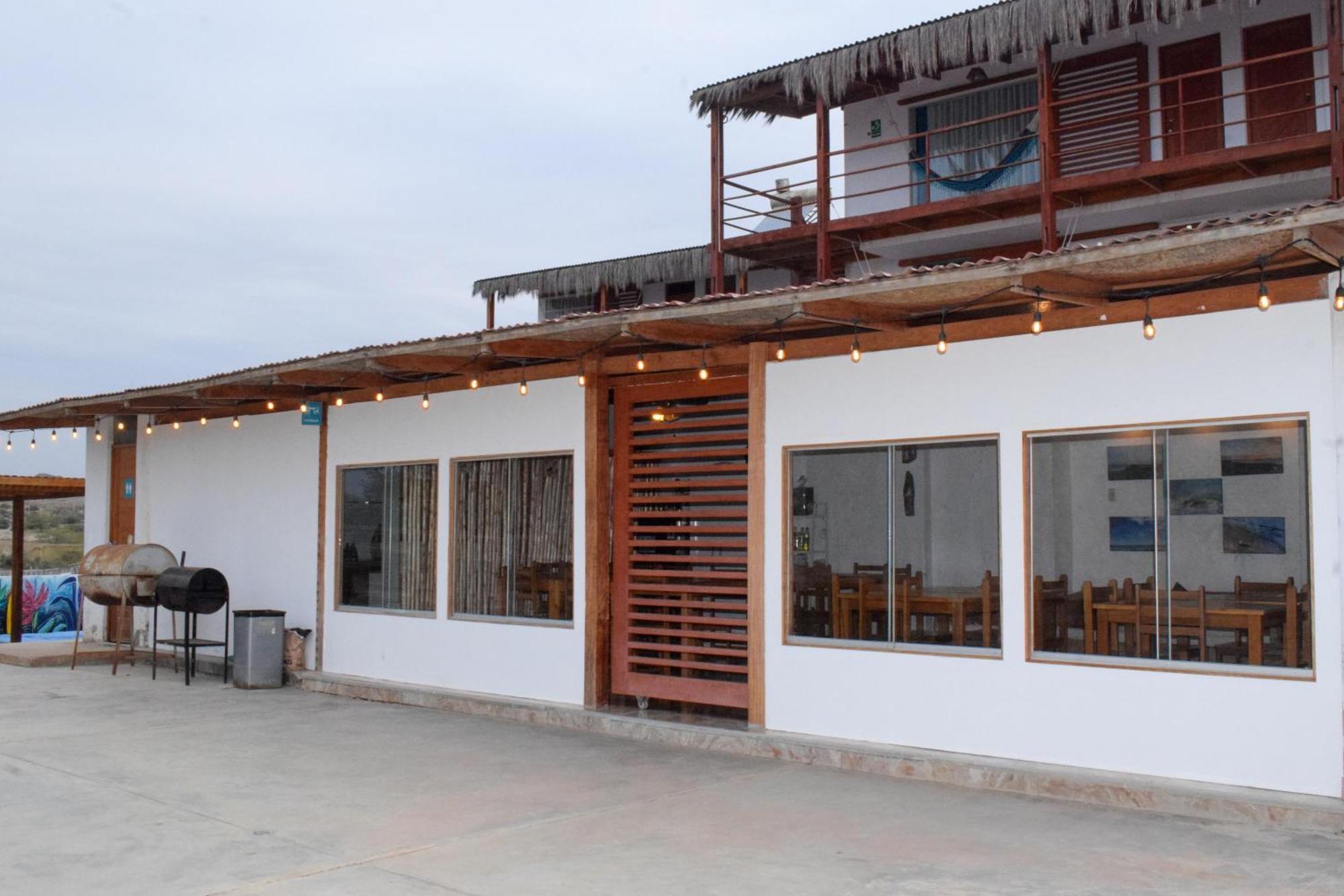 Mangata Hotel Lobitos Exterior photo