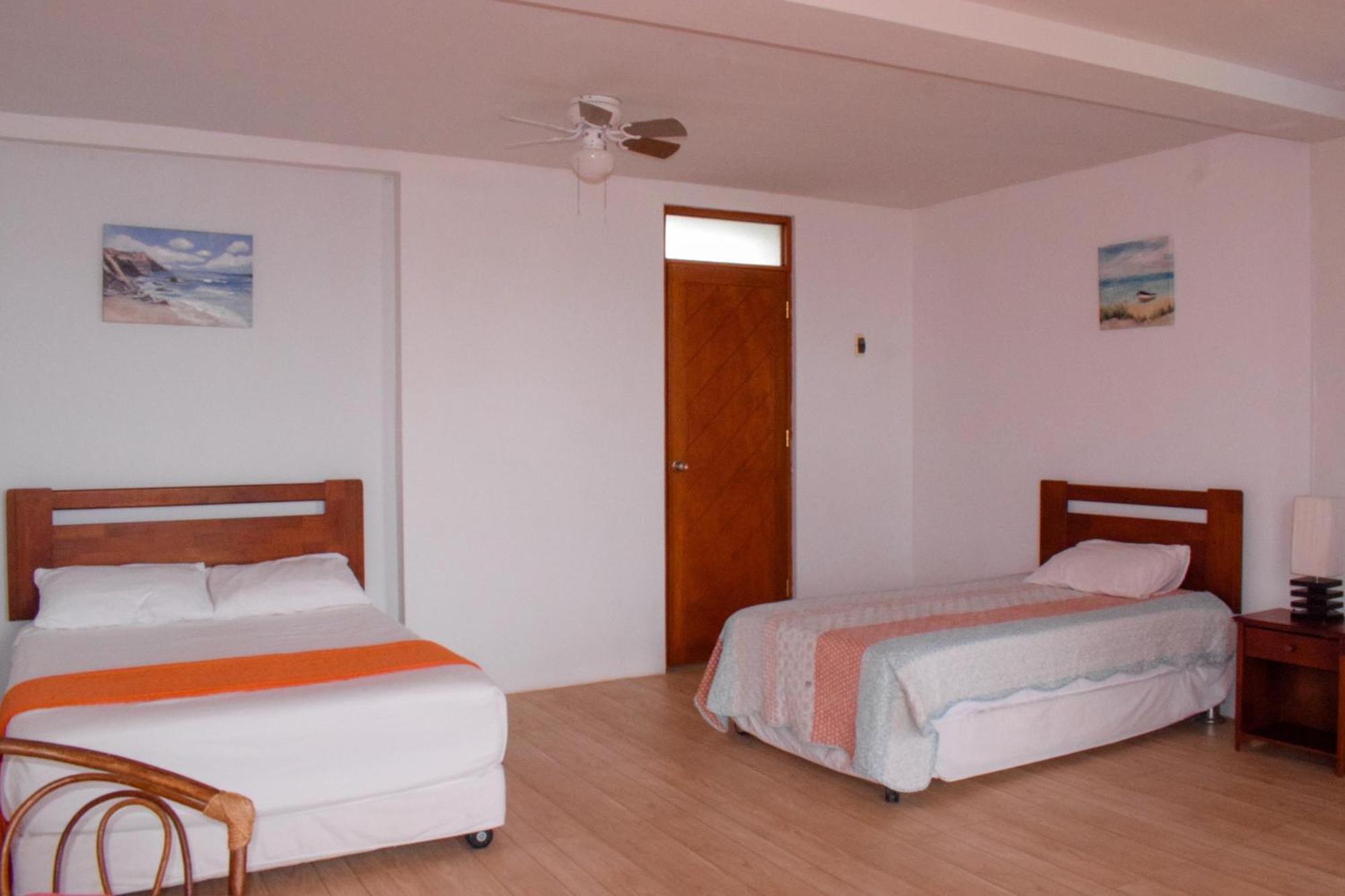Mangata Hotel Lobitos Exterior photo